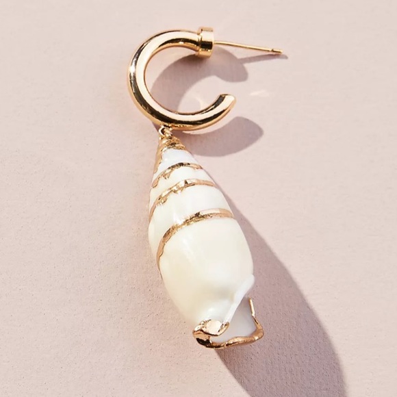 Anthropologie Seashell Drop Hoop Earrings nwt - Picture 5 of 6